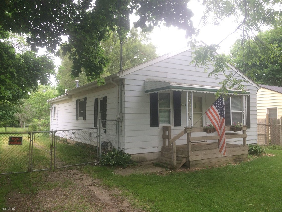 Foto principal - 3 br, 1 bath House - 2374 S Term St
