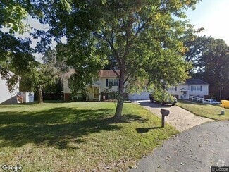Building Photo - 7107 Avesbury Ln