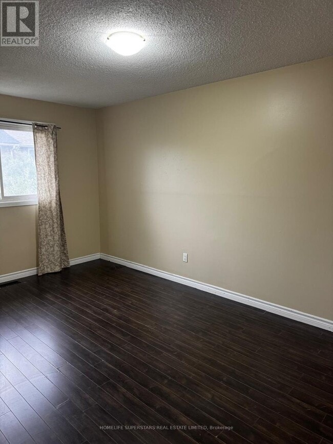 Building Photo - 379 Archdekin Dr