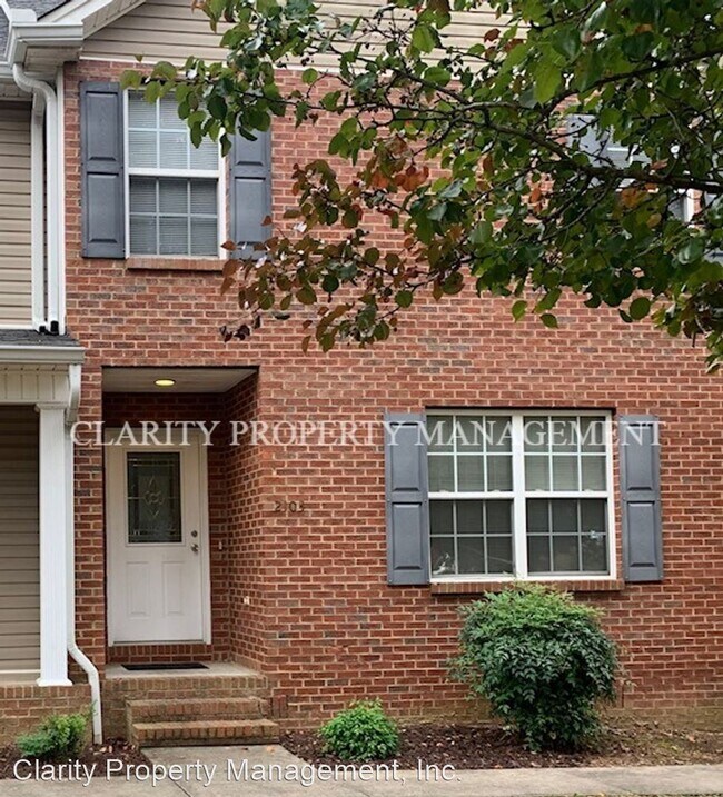 Building Photo - 2 br, 2.5 bath House - ***2103 Candies Lan...