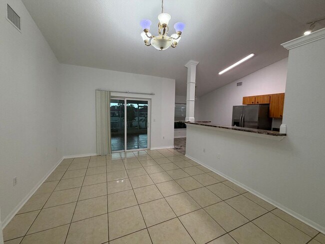 Foto del edificio - 1307 Laurel Glen Dr