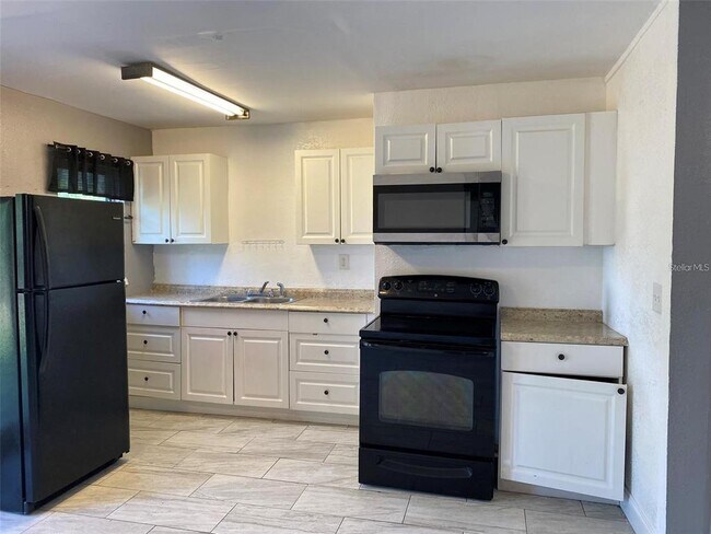 Building Photo - 49 Orange Park Blvd