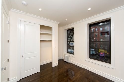 Building Photo - 747 9th Ave