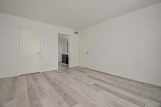 Building Photo - 2333 Bering Dr