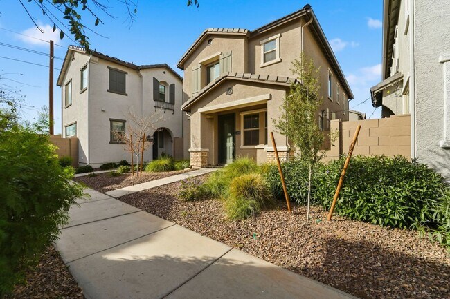 Photo - Stunning 3-Bedroom Home with Garage in Phoenix