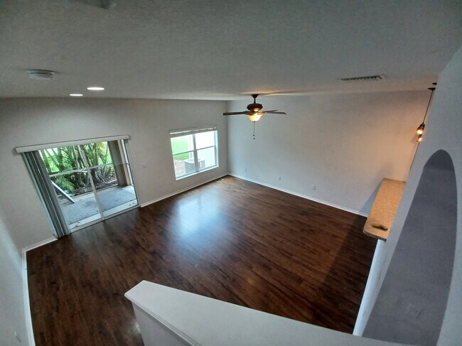 Foto del edificio - 11523 84th St Cir E