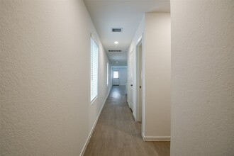 Building Photo - 21325 Carosella Dr