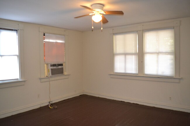 Foto del edificio - 521 Folks St #2