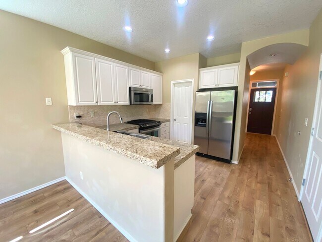 Foto del edificio - Beautiful Bethany 4 Bedroom 2 1/2 Bath Hom...