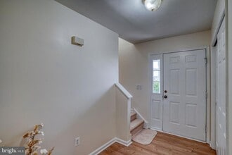 Building Photo - 93 Downey Oak Cir