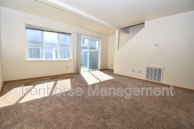 Building Photo - 2431 Wheeler Dr