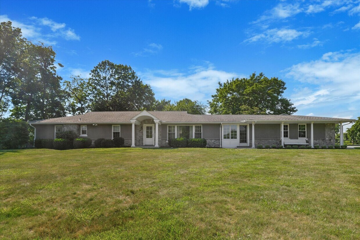 Primary Photo - Single Family Home for Rent in Unionville ...