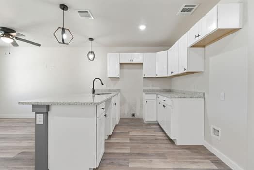 Building Photo - 227 S Grimes St
