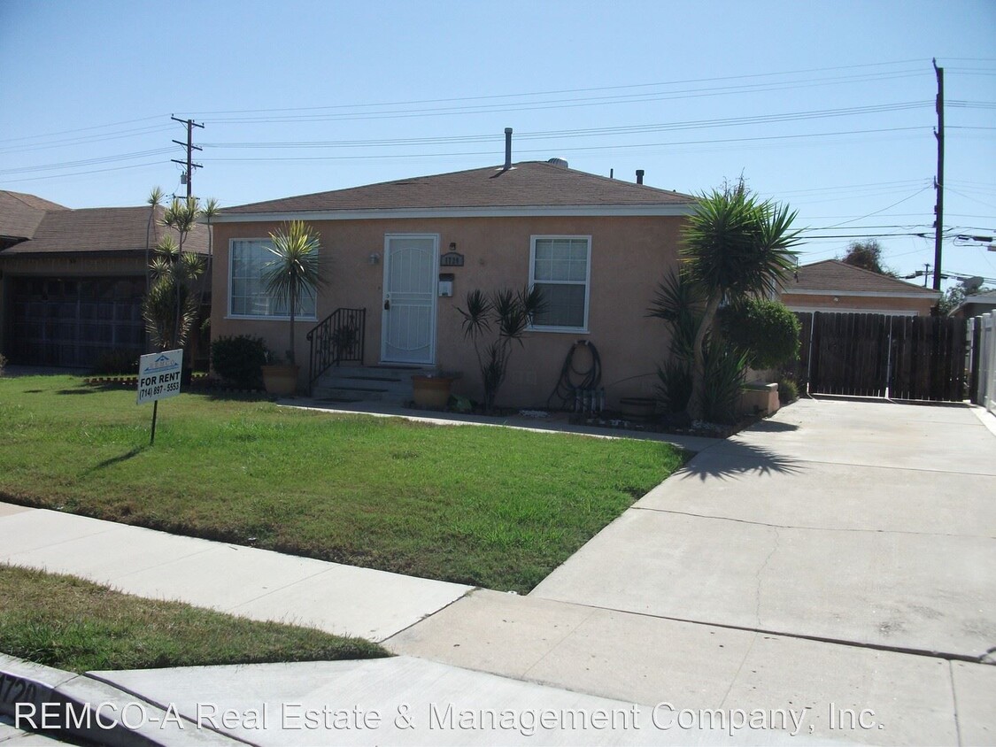 2 br, 1 bath House - 1720 E. Silva St. Photo