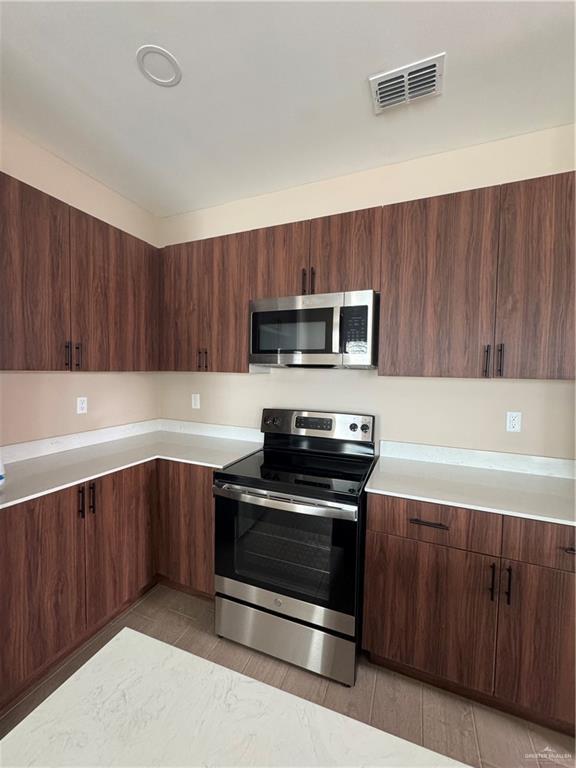 Foto del edificio - 16 W Driftwood St