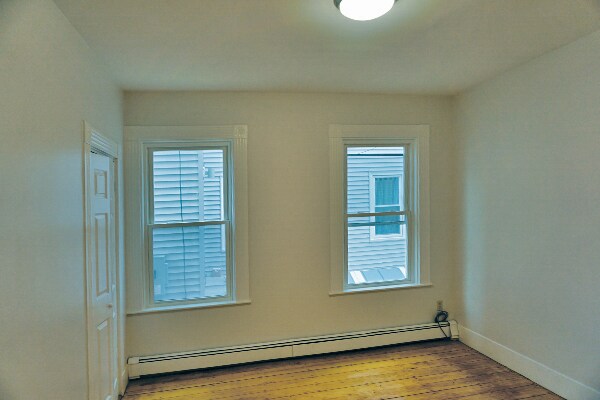 Building Photo - 6 Clary St
