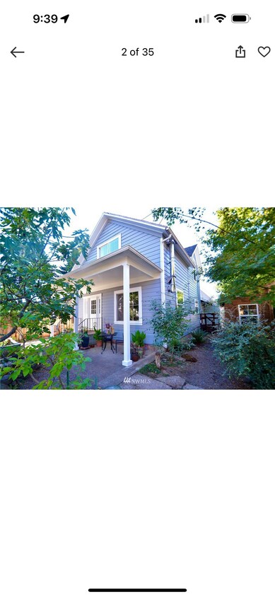 Building Photo - 1906 C St