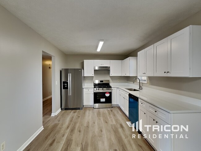 Building Photo - 123 Colemans Bluff Dr