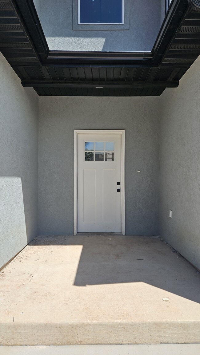 Building Photo - 158 S 100 E