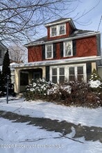 Building Photo - 24 Stafford Ave