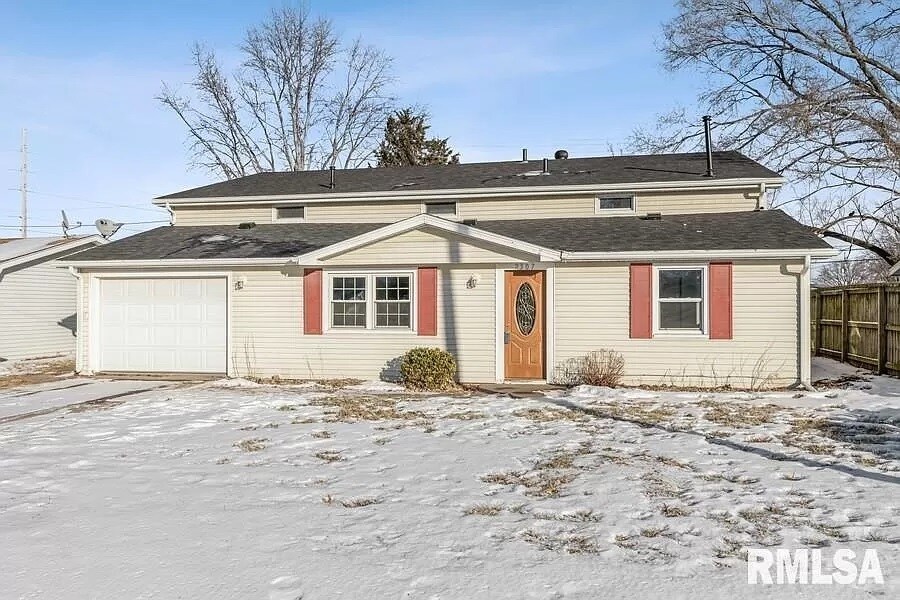 2307 9th St, Silvis, IL 61282 House Rental in Silvis, IL