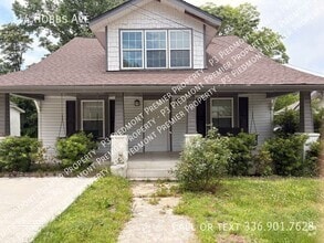 Building Photo - 114 Hobbs Ave