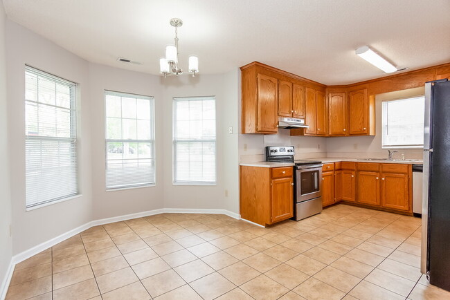 Foto del edificio - 4980 Valley Trail Ct