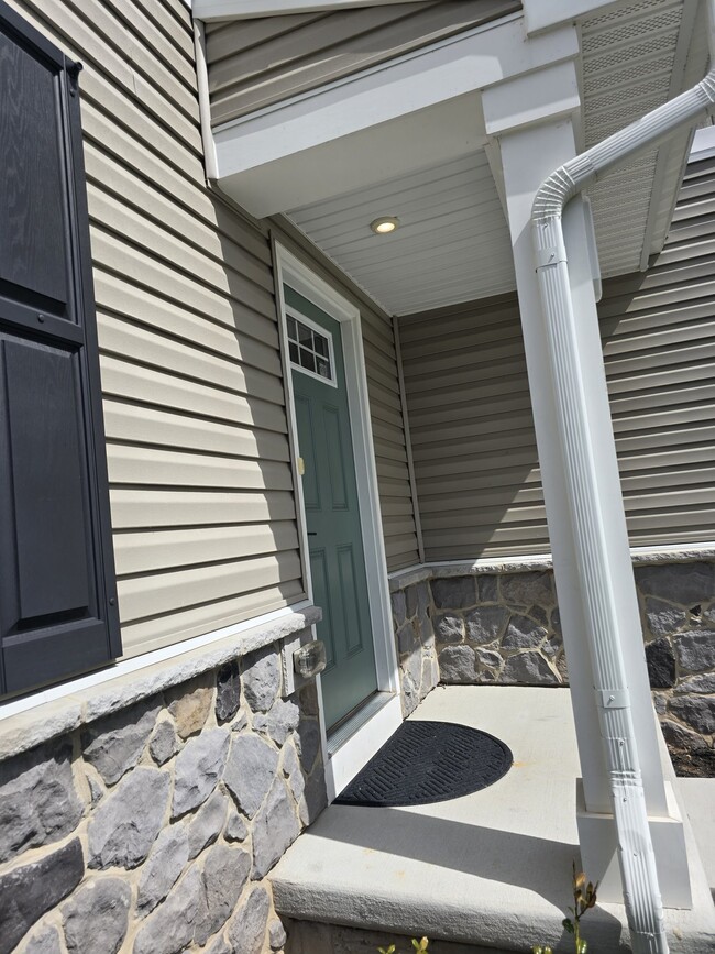 Building Photo - 53 Bristoe Sta Rd