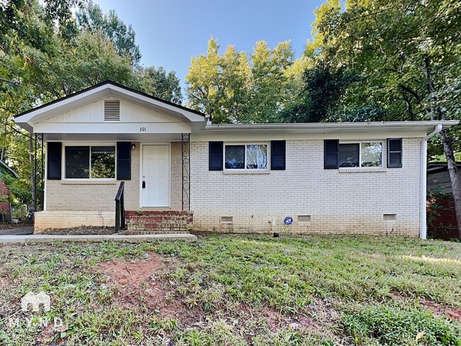Building Photo - 301 Edgegreen Dr