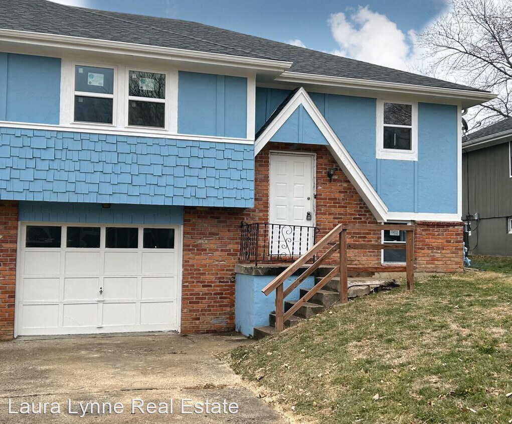 Primary Photo - 3 br, 1.5 bath House - 11311 Indiana Ave