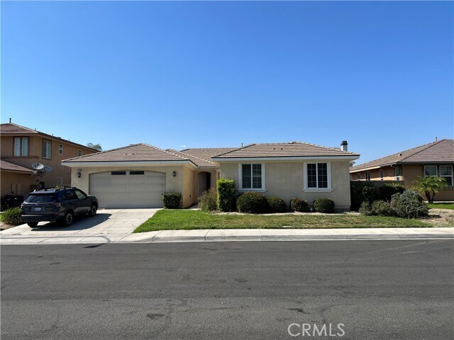 Foto principal - 14300 Ryan St