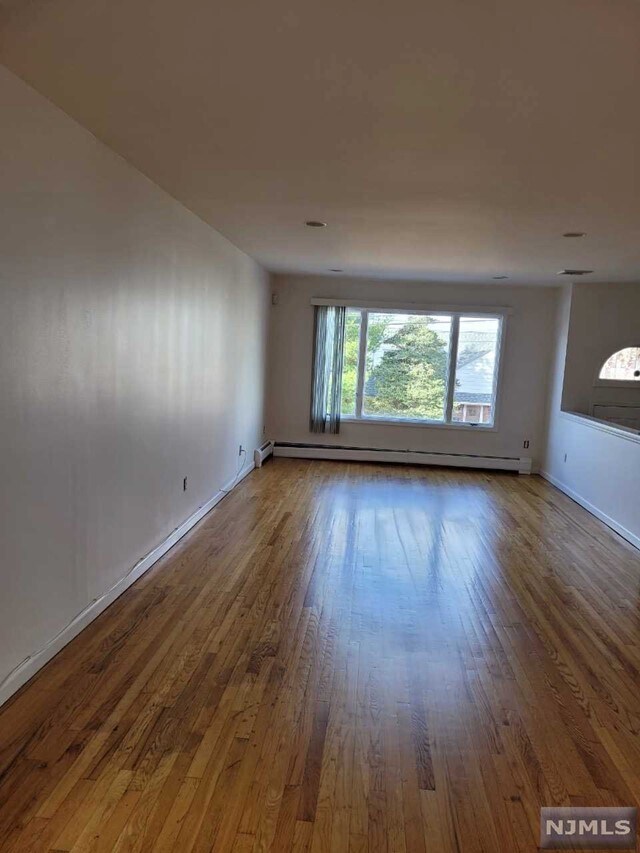 Building Photo - 112B Princeton Ln