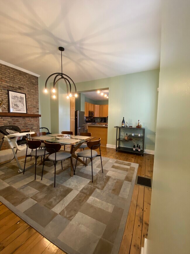 Foto del edificio - 4313 Willow St