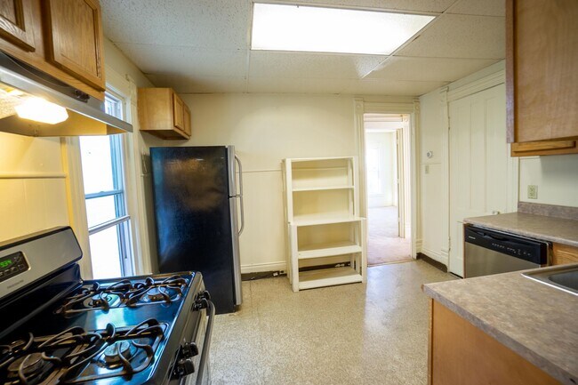 Foto del edificio - 129 Dell St