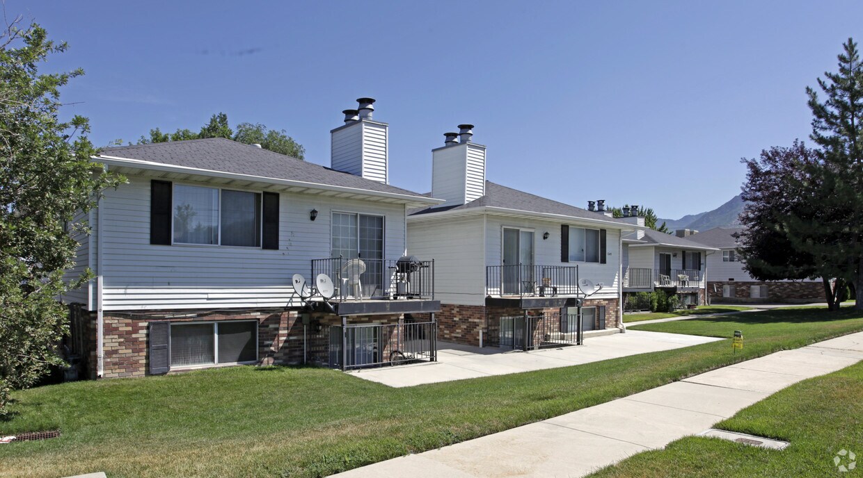 Foto principal - 1249-1257 E Vine St