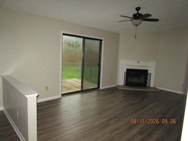 Building Photo - 1406 Daleville Ave