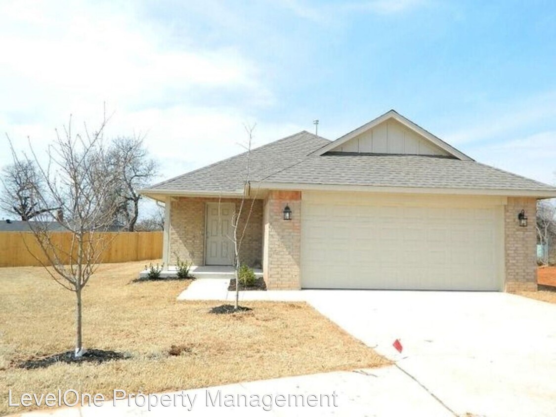 Primary Photo - 4 br, 2 bath House - 217 Saint Charles Way