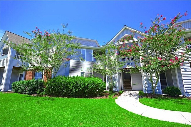 Building Photo - 4113 Breezewood Dr