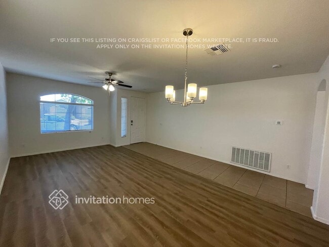 Foto del edificio - 5531 W Carson Rd