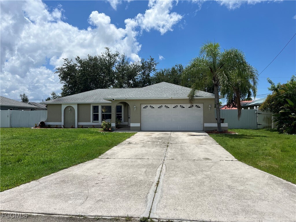 Foto principal - 404 SE 19th Ln