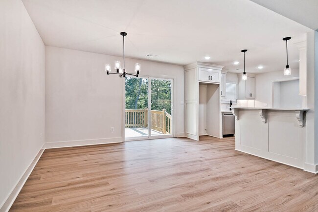 Building Photo - 78 Argyll Dr