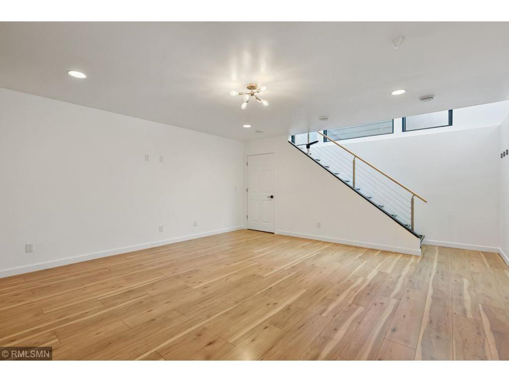 Primary Photo - 1505 California St NE