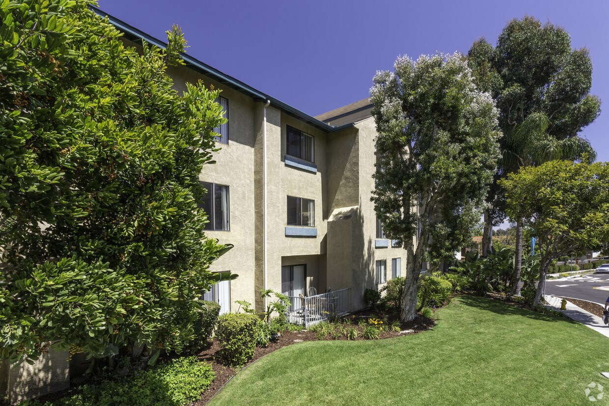 Foto principal - Salt & Vine Oceanside Apartments