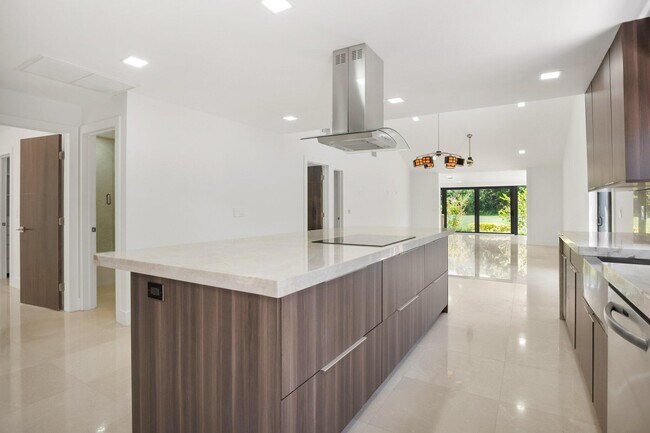 Foto del edificio - 21922 Cypress Dr