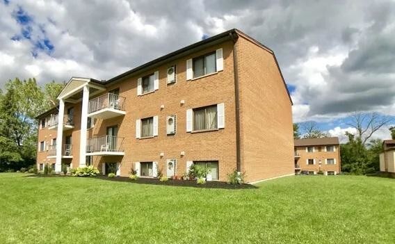 Foto principal - 480-482 Pedretti Ave