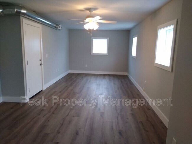 Foto del edificio - 1618 Maury St