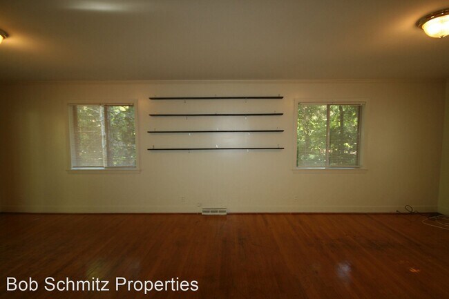 Foto del edificio - 4 br, 2 bath House - 1012 Norwood Avenue