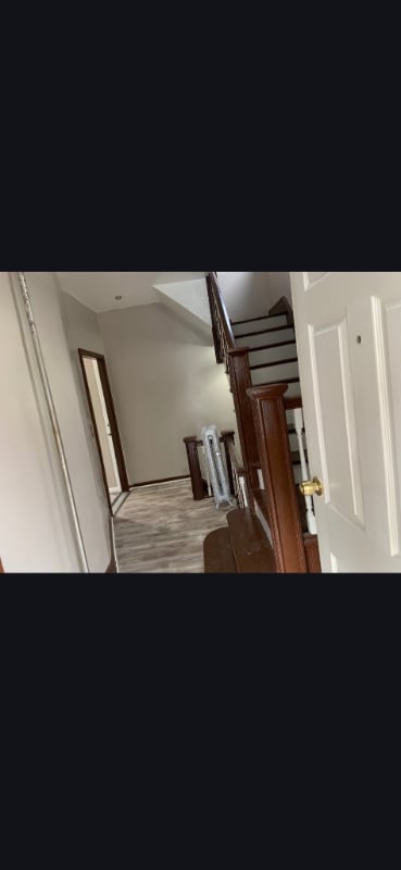 Building Photo - 52 Hilton St