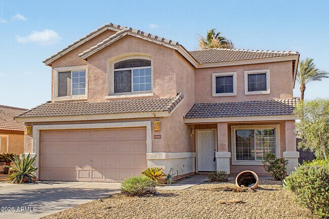 Foto del edificio - 13166 W Cypress St