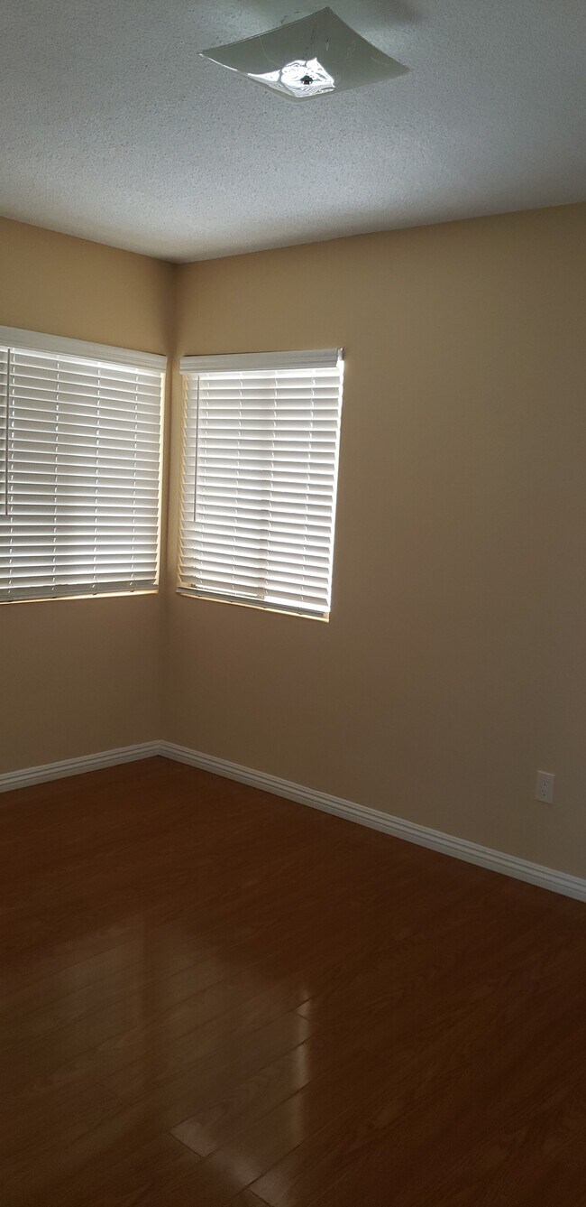 Foto del edificio - 528 N 21st St